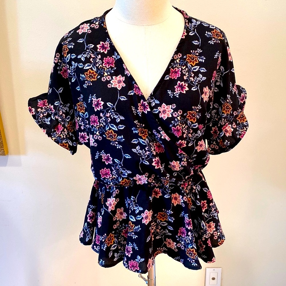 NWT Francesca’s Black Floral Blouse